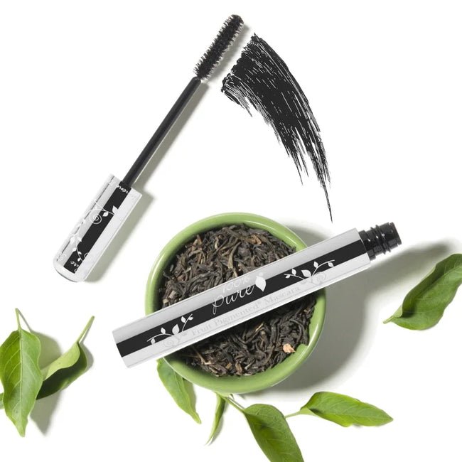 Fruit Pigmented Ultra Lengthening Mascara Black Tea - Lifestyle Aufnahme