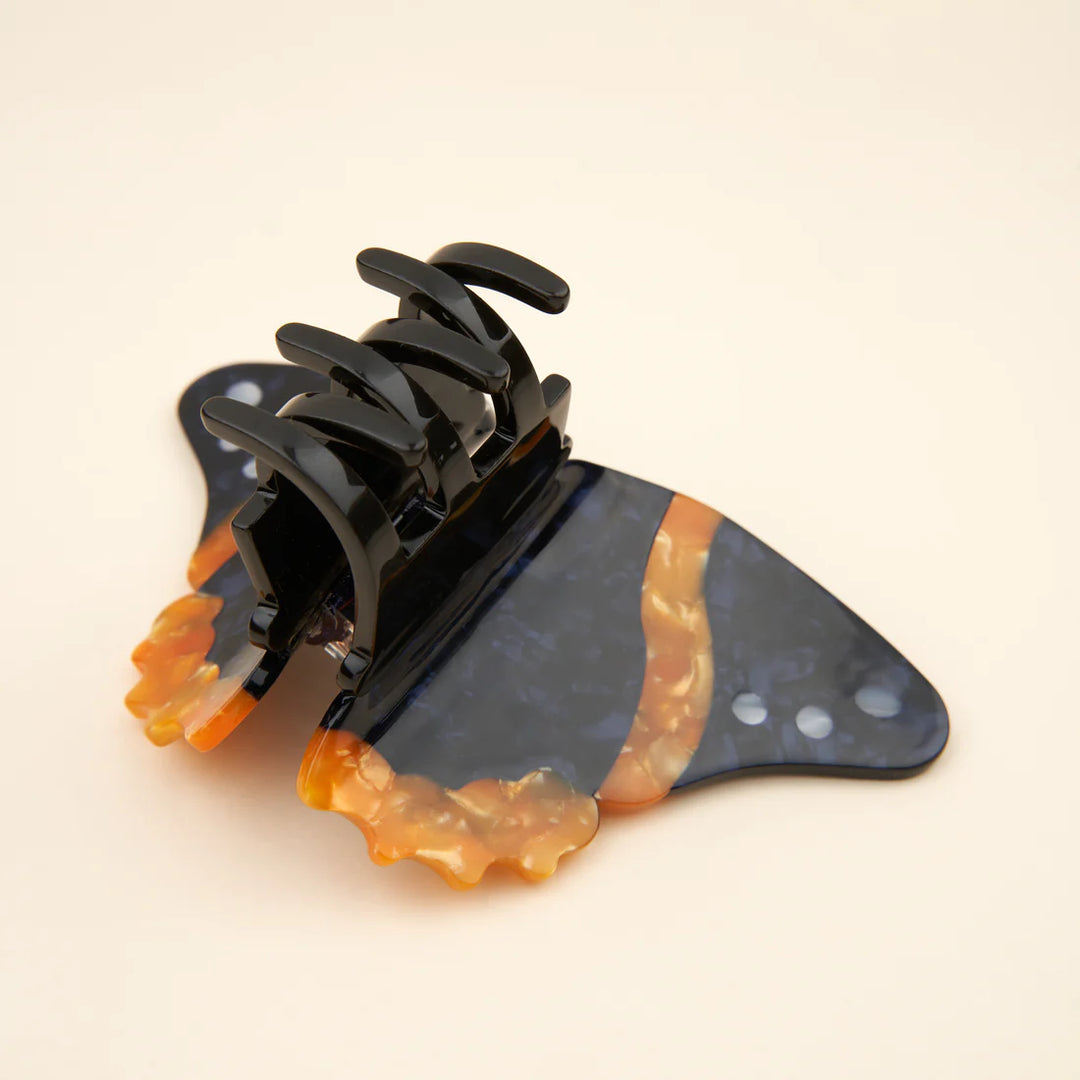 Black Butterfly Hair Claw von Coucou Suzette - Verschluss
