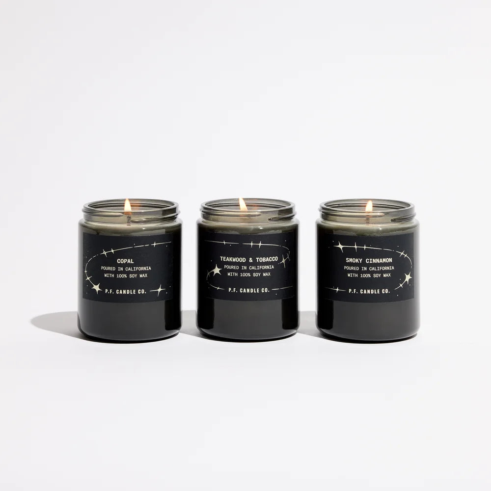 P.F. Candle Co. Teakwood & Tobacco, Smoky Cinnamon und Copal - Celestial Edition