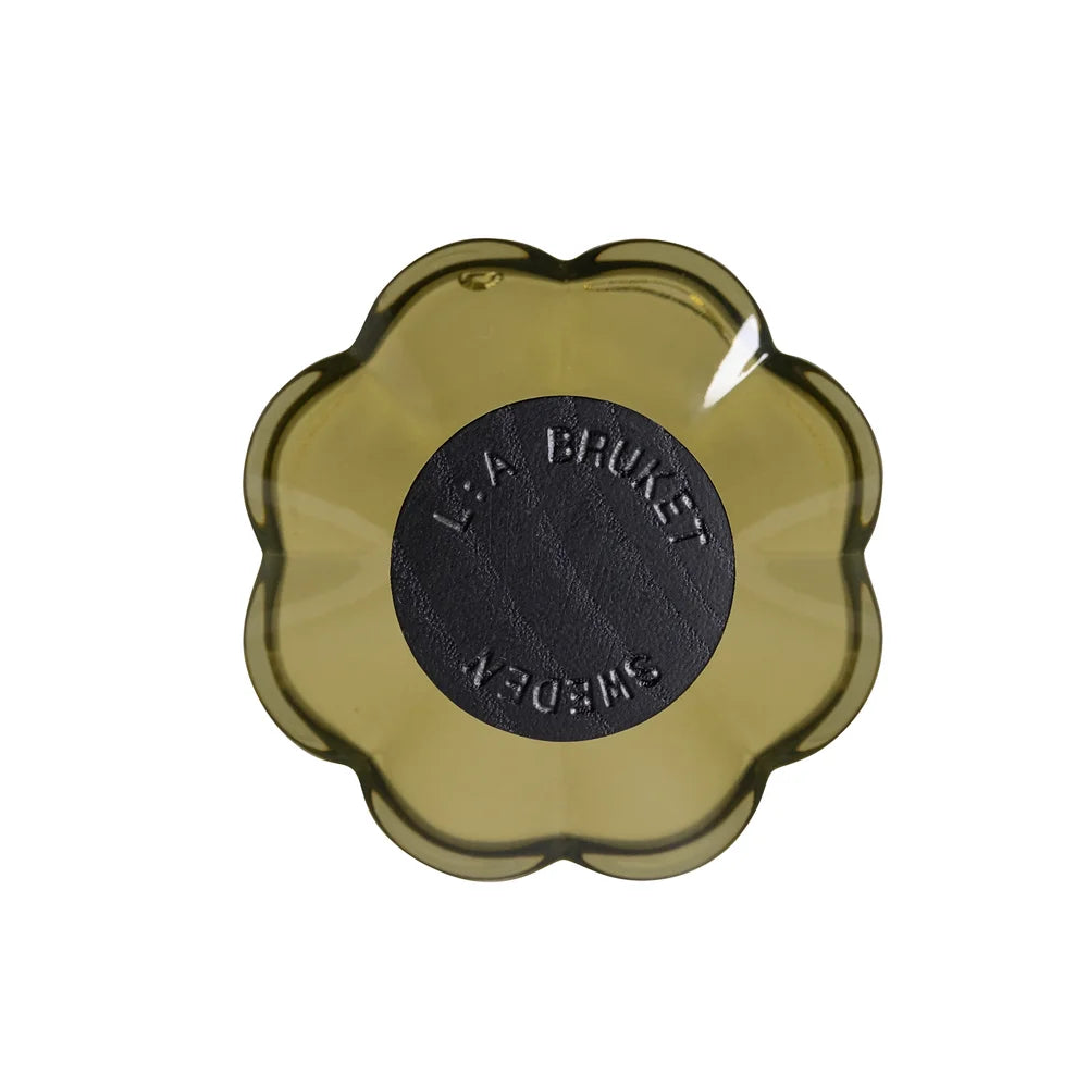 L Bruket Dísir Parfumflakon von oben – skulptural geformter Flakon