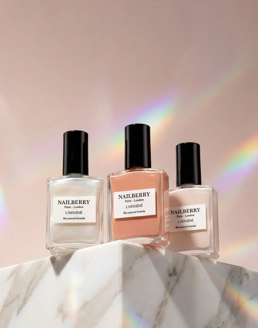 Nailberry Made You Blush zusammen mit weiteren Nailberry Nagellacken