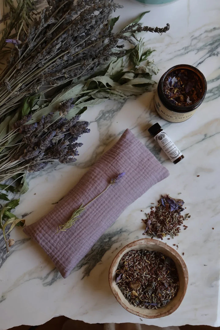 Anima Mundi Palo Santo Essential Oil - Mood Bild mit Lavendel