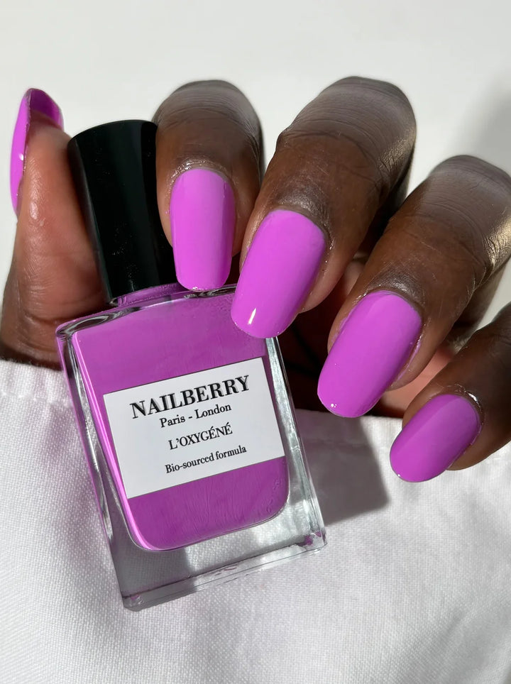 Nailberry Nagellack Ultra Violet - Hochglanz-Finish