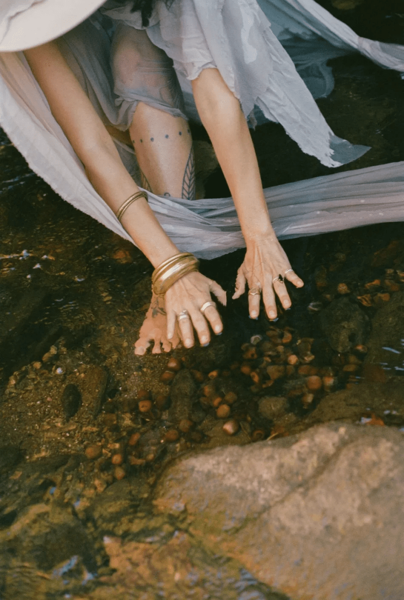 Agua De La Madre | A Tribute to Wild Lands + Sacred Waters 118 ml - Blanda Beauty