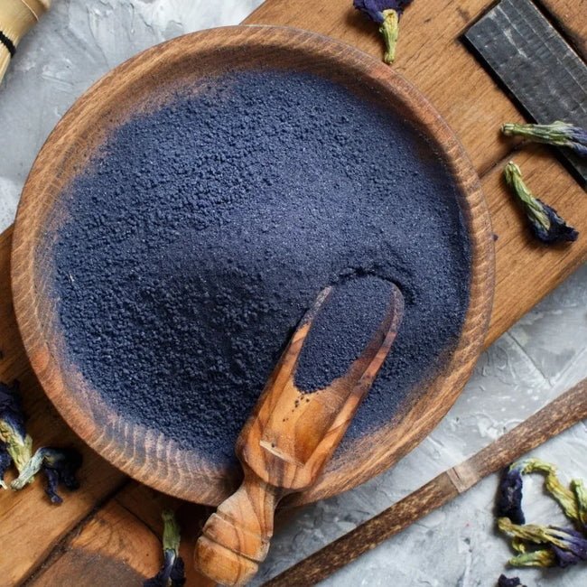 Feines Butterfly Pea Flower Pulver - Blue Healer von Anima Mundi