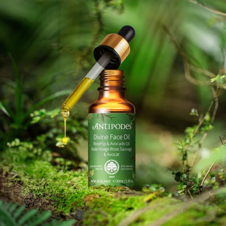 Divine Facial Oil Rosehip and Avocado and Nature