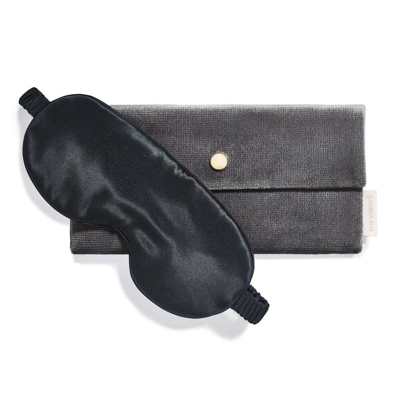 By Dariia Day Silk Eye Mask Midnight Black - Seidenschlafmaske aus 100% Maulbeerseide mit Samtetui