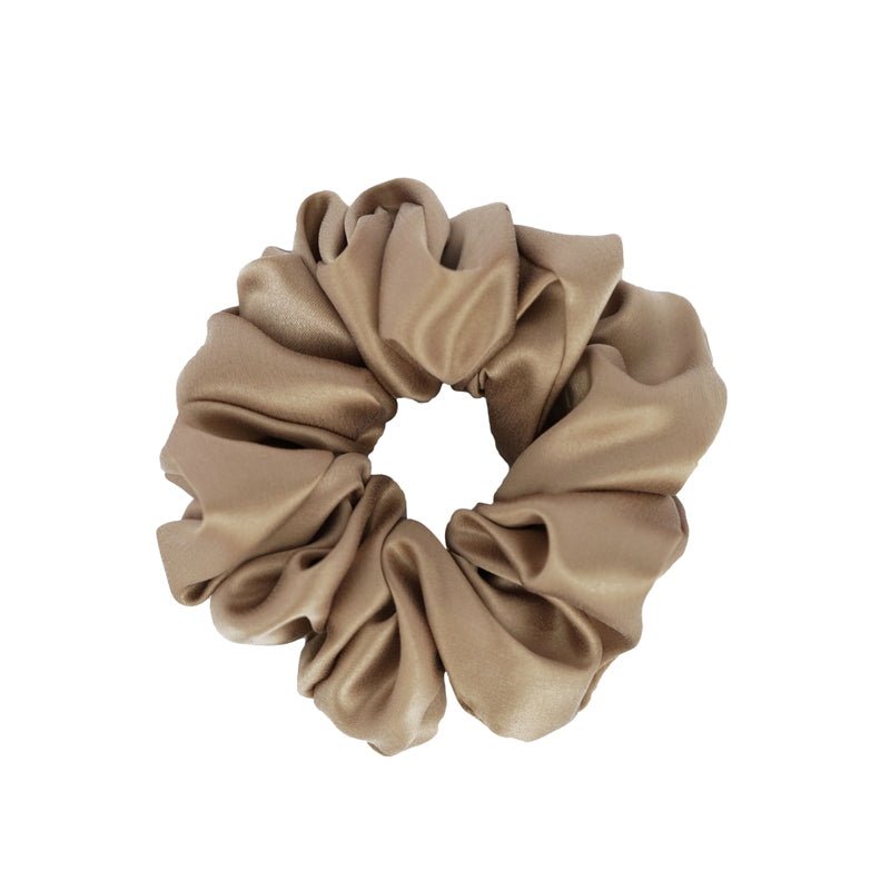 Silk Scrunchie French Beige Medium - größeres Seidenhaarband für dickes Haar