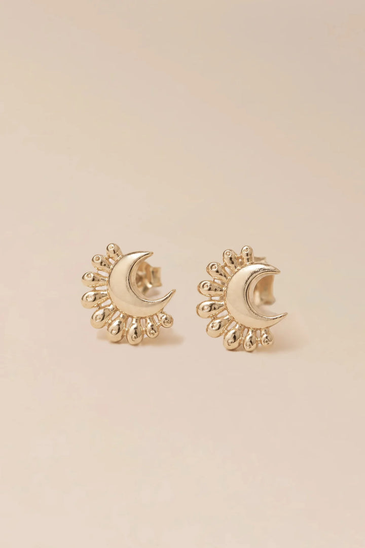 Nerina Studs von Waekura - Freisteller