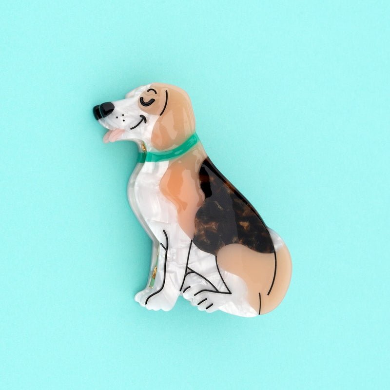 Beagle Hair Claw with Background