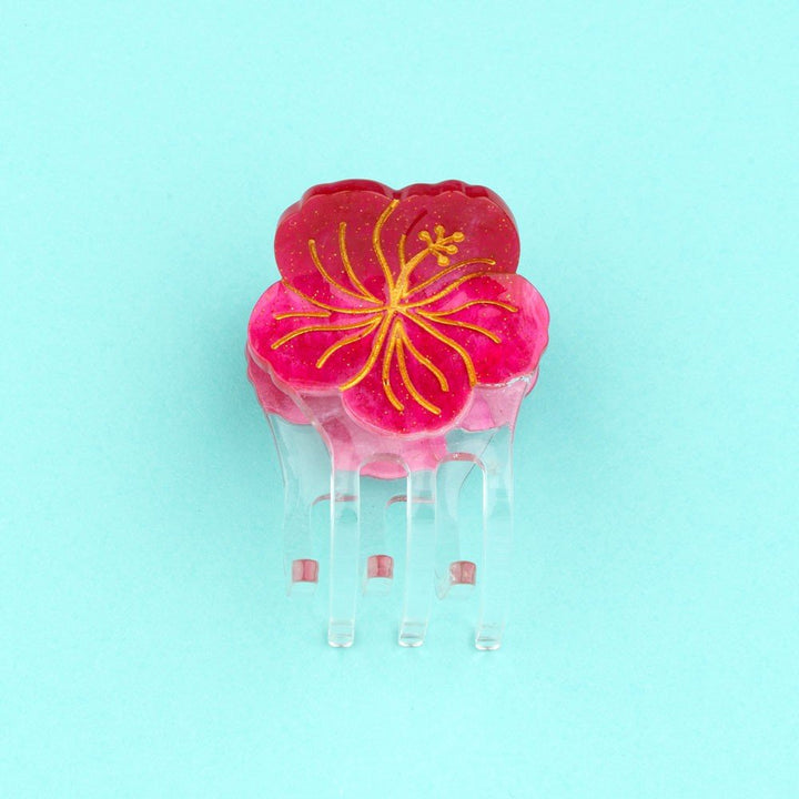 Coucou Suzette Hibiscus Mini Hair Claw - Produktbild türkiser Hintergrund