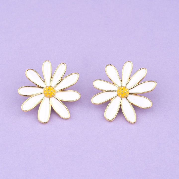 Coucou Suzette Marguerite Earrings - Produktfoto lila Hintergrund