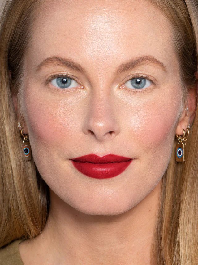 ILIA Color Block Lipstick Tango – Modelbild