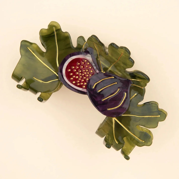Fig Tree Hair Claw von Coucou Suzette mit grünen Feigenblättern und violetten Feigen
