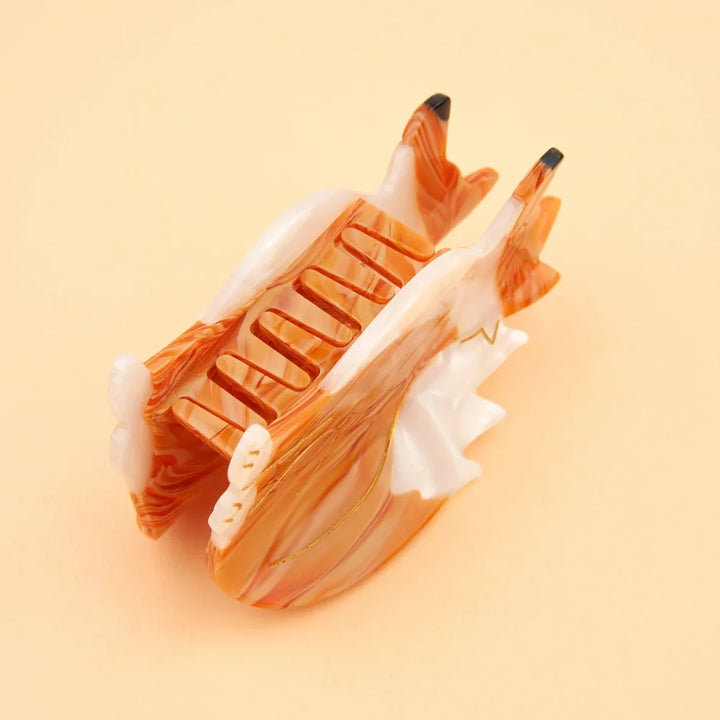 Geöffnete Fox Hair Claw von Coucou Suzette mit Acetat-Zähnen