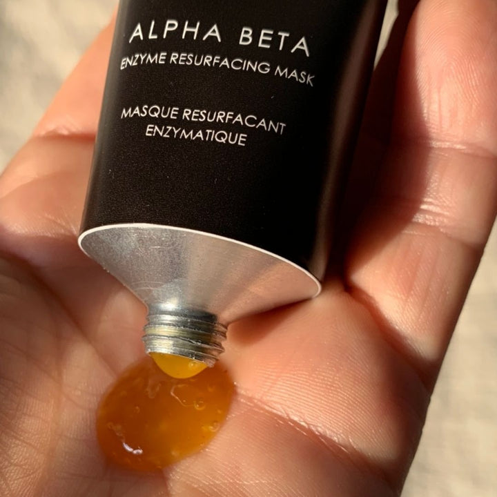 Naturallogic Alpha Beta Mask – weiche Textur in der Hand