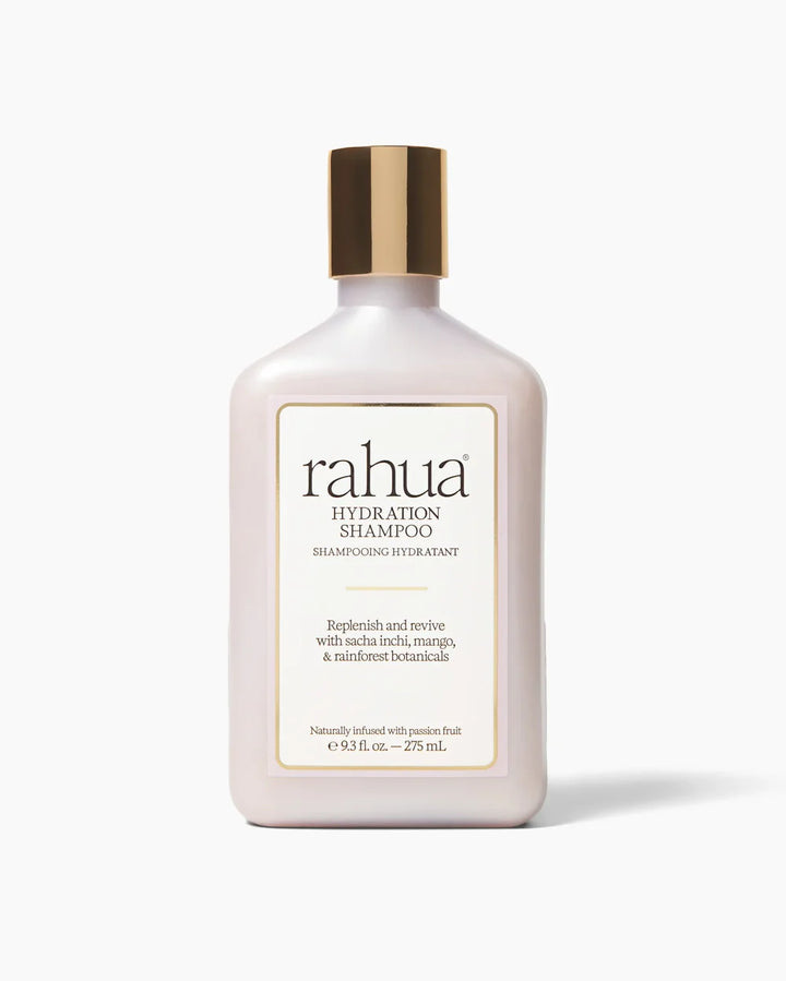 Hydration Shampoo auf hellblaumem Hintergrund