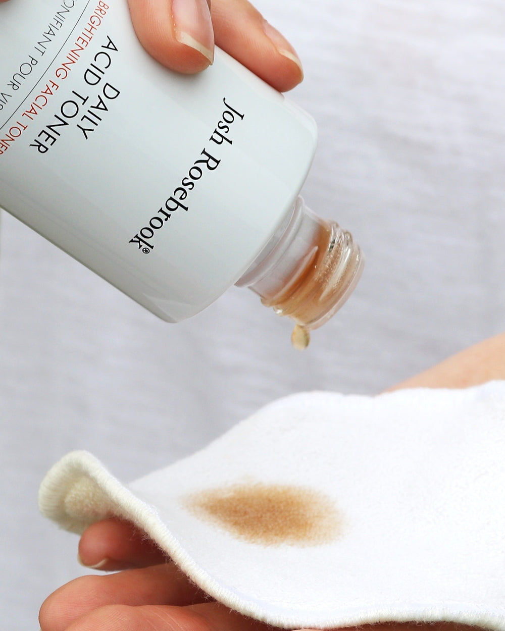Daily Acid Toner - Texture and Colour