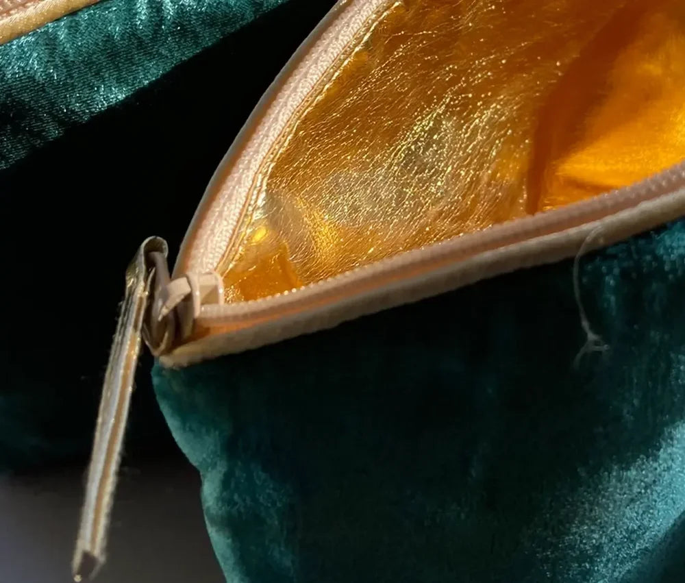 Lavender Make-Up Bag Emerald Silk Velvet - Innenseite