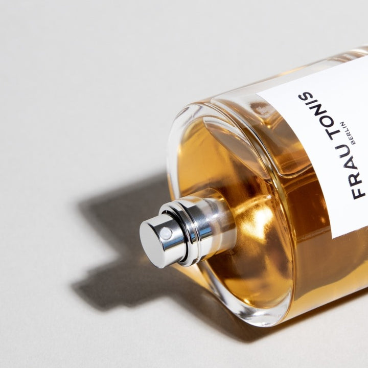 Frau Tonis Parfum No 88 Bahia - Nahaufnahme Sprühkopf