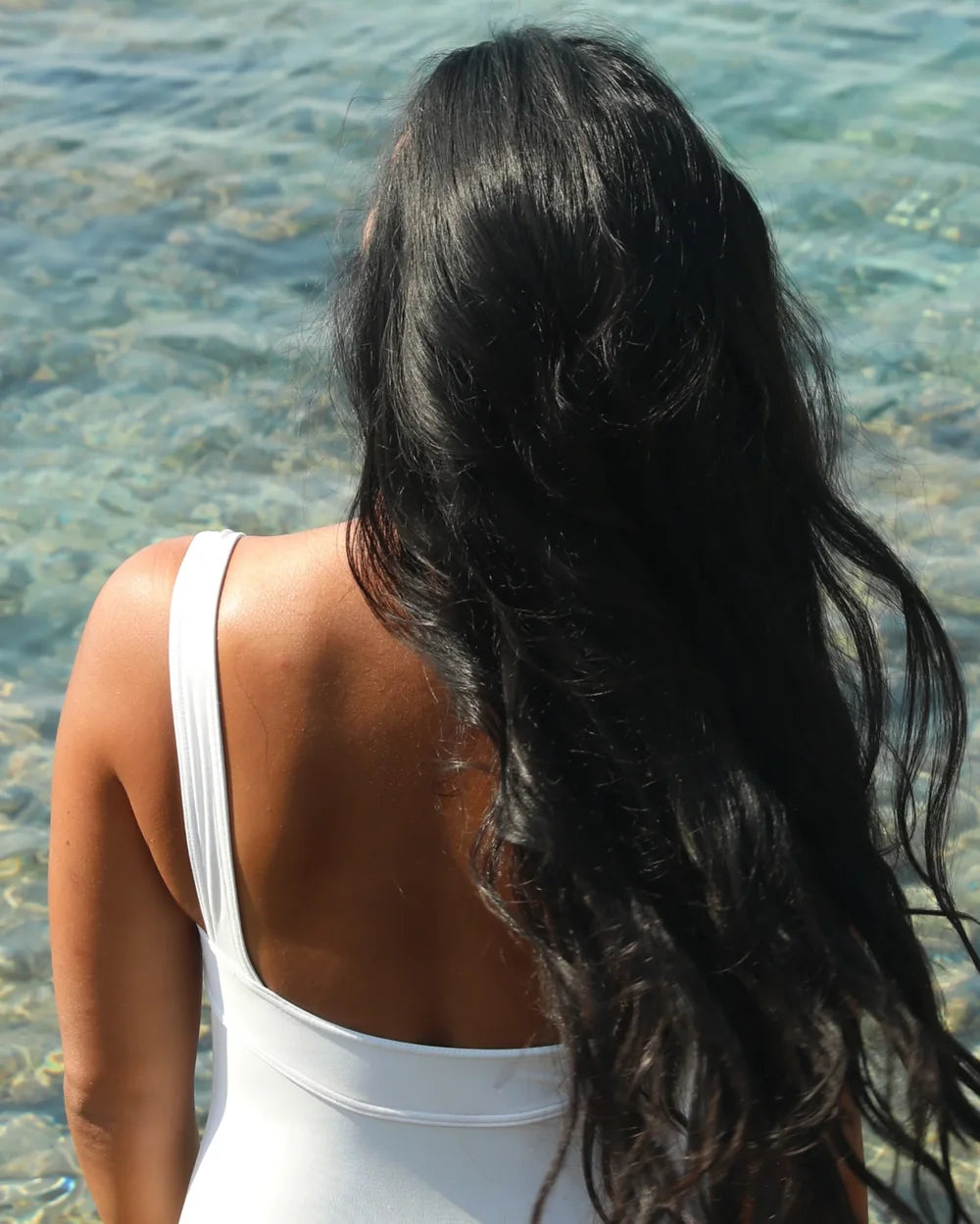 Rahua Scalp & Skin Toner - healthy hair from behind