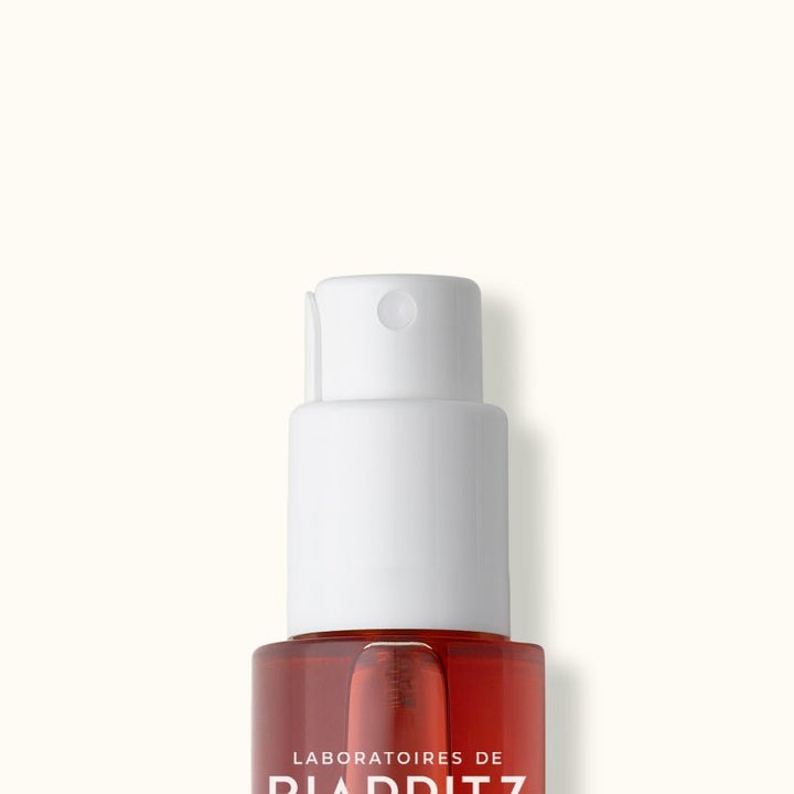 Laboratoires de Biarritz Satin Sonnenöl LSF 50 Close up