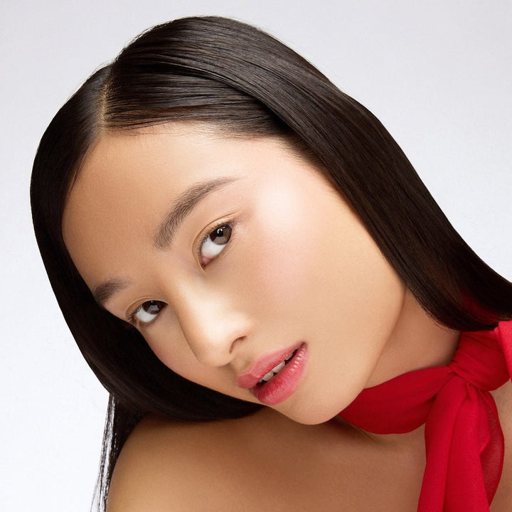 #240 Tinted Balm Sigrid - Model 3