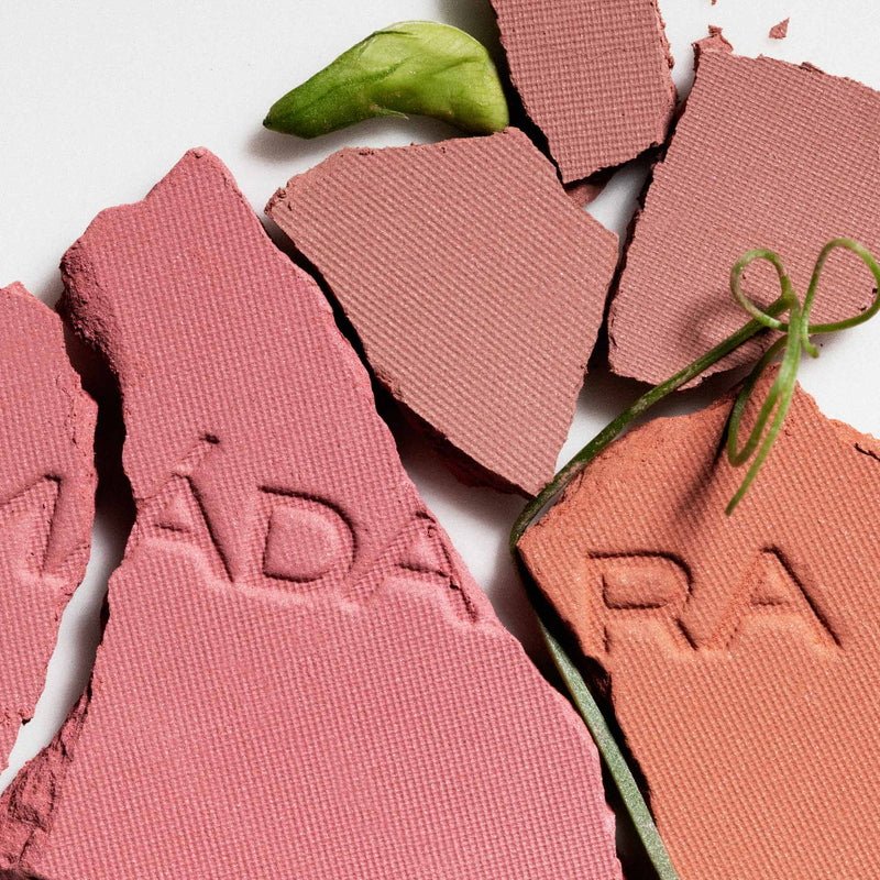 Magnetic Blush Mood