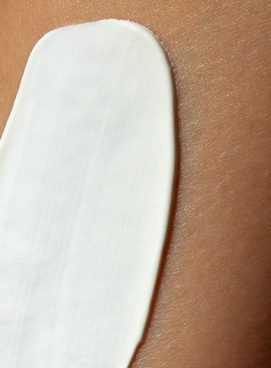 SPF30 Plant Stem Cell Antioxidant Body Sunscreen - on skin