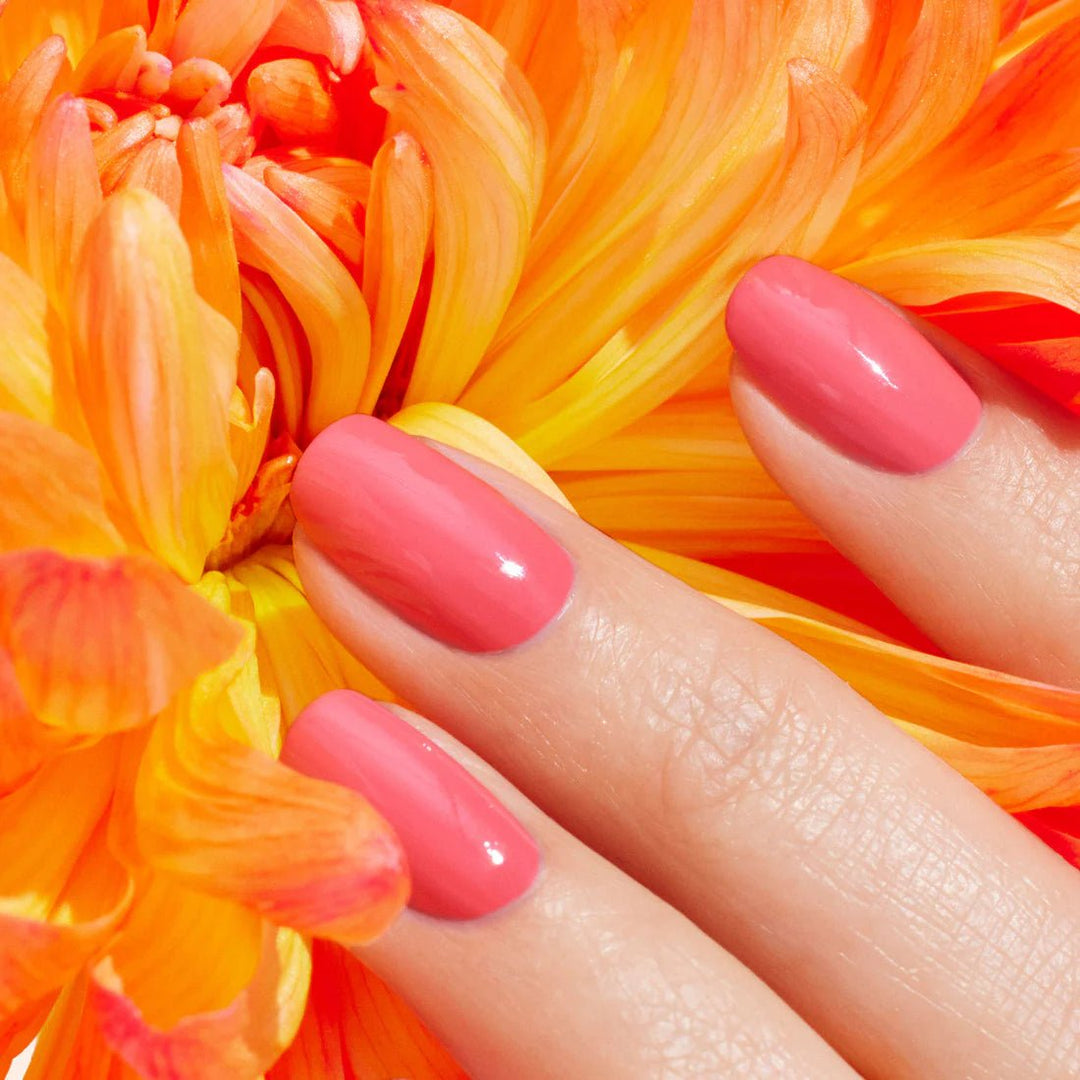 Manucurist Capucine Nagellack - Lackierte Nägel