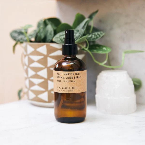 No. 11 Amber & Moss Room & Linen Spray - Still life