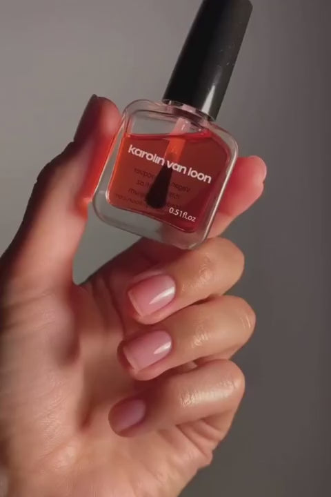 56 Hydra Glow Anwendung - einfaches Auftragen mit hochwertigem Pinsel