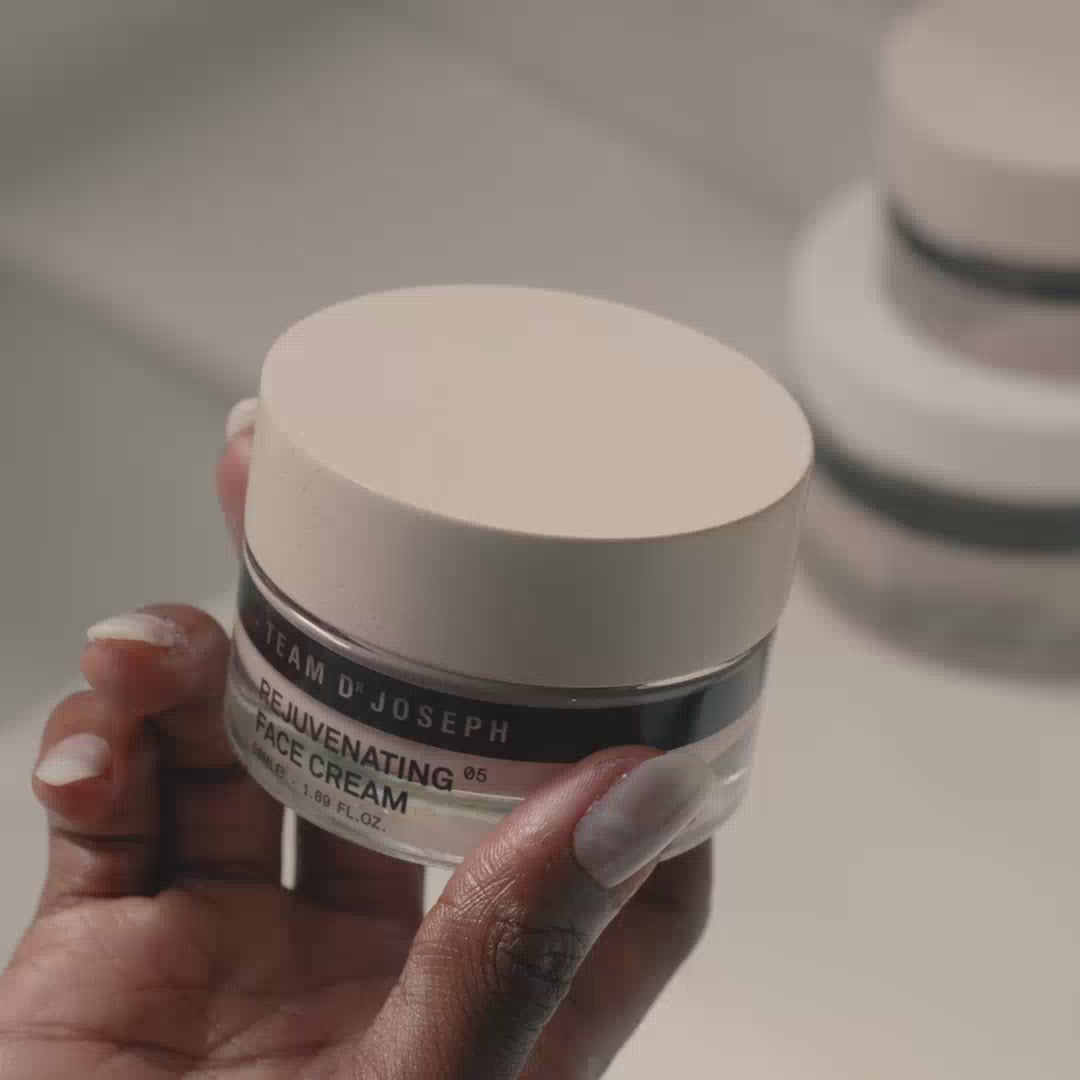 Rejuvenating Face Cream 50 ml im Video