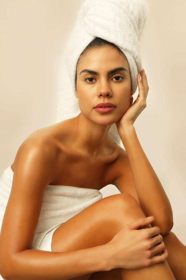 Rahua Enchanted Island Body Glow Wash Model
