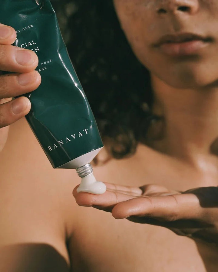 Facial Polish Texture