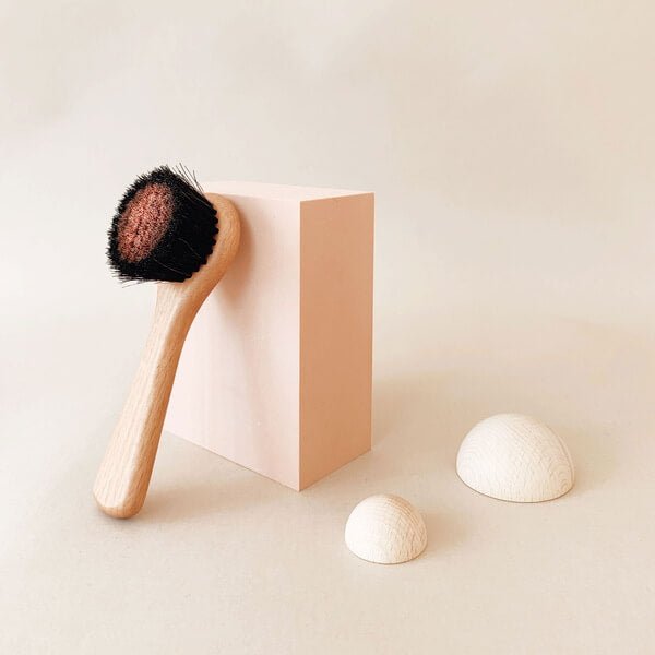 Ruhi The Ionic Facial Dry Brush Lifestyle image