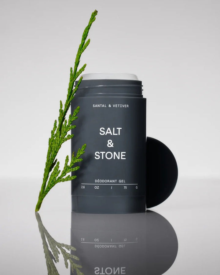Salt & Stone Naturkosmetik Deo Gel Santal Vetiver Sensitive Skin Still Life