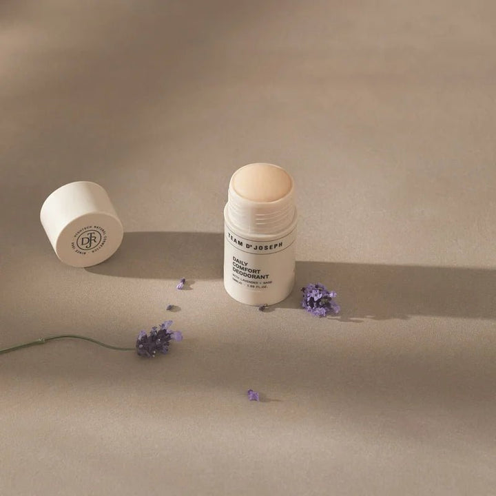 Team Dr. Joseph natürliches Deo Daily Comfort Lavendel Mood