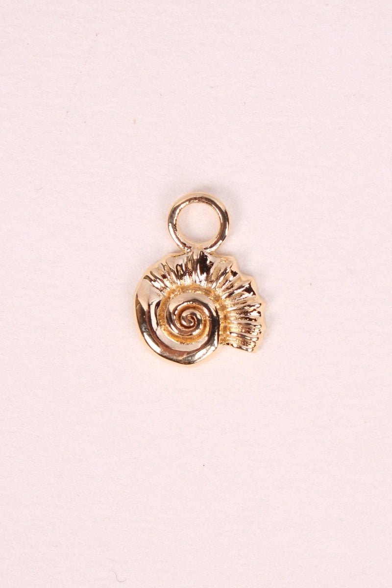 Waekura Noélie Charms - Charm mit rosa Hintergrund