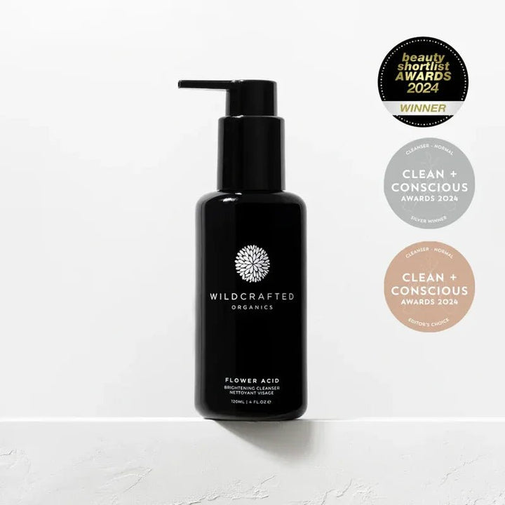 Wildcrafted Organics Flower Acid Cleanser mit Beauty Shortlist Awards 2024 Winner und Clean + Conscious Awards 2024 Auszeichnungen